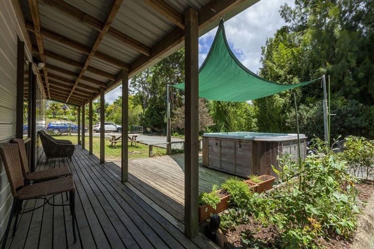 Photo of property in 25 Paradise Road, Coopers Beach, 0420