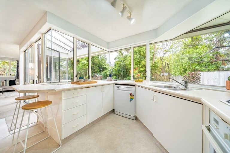 Photo of property in 2/35 Manuka Street, Stokes Valley, Lower Hutt, 5019