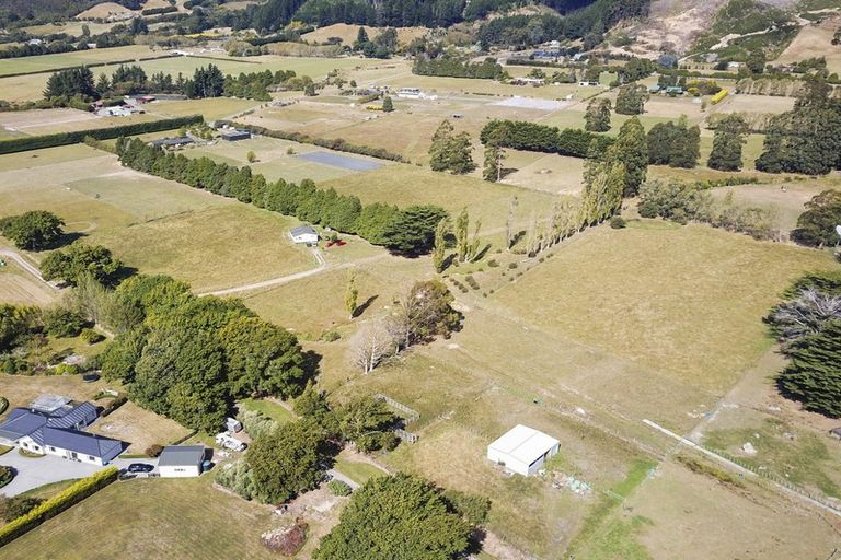 Photo of property in 68c Parkes Line Road, Mangaroa, Upper Hutt, 5018