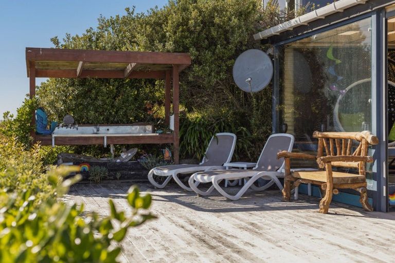 Photo of property in 159 Pukehina Parade, Pukehina, Te Puke, 3189