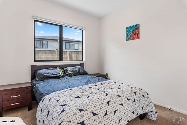 Photo of property in 29 Tawa Place, Orewa, 0931