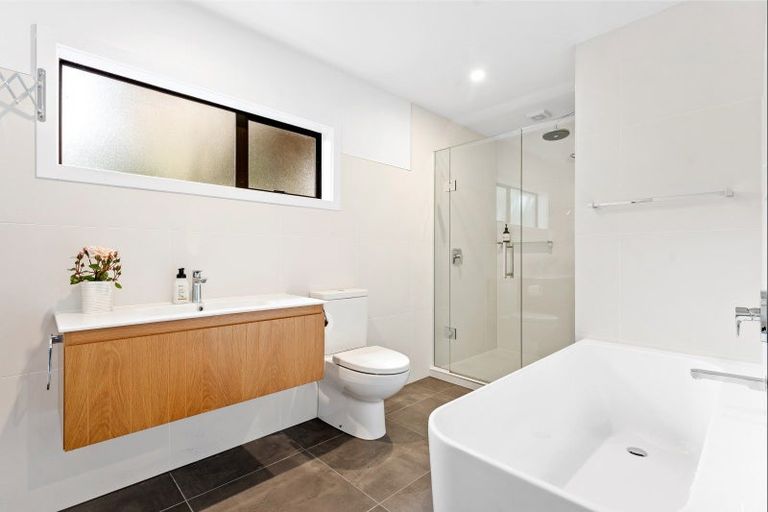 Photo of property in 29 Grand View Road, Leigh, 0985