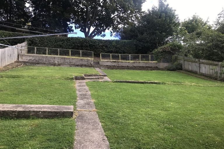 Photo of property in 50 Waldron Crescent, Green Island, Dunedin, 9018