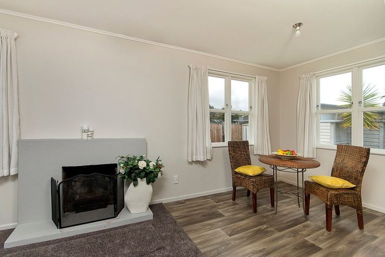 Photo of property in 20 President Avenue, Papakura, 2110