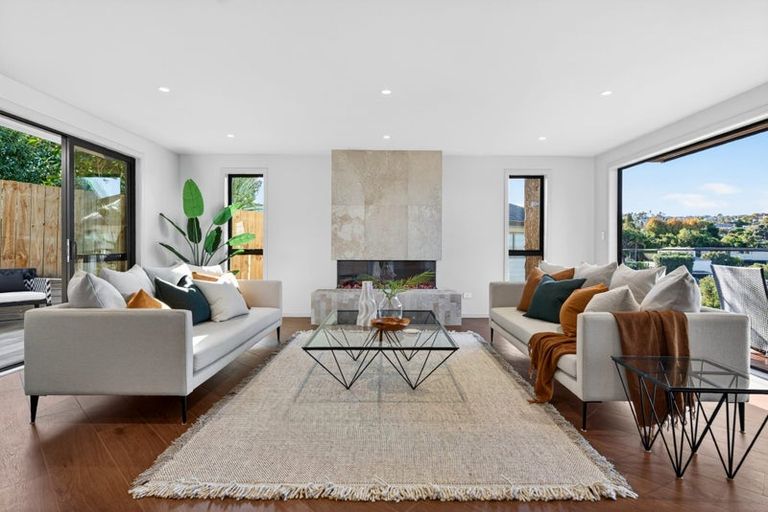 Photo of property in 1a Prestige Place, Castor Bay, Auckland, 0620