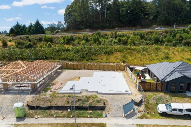 Photo of property in 35 Pakanga Grove, Pyes Pa, Tauranga, 3112