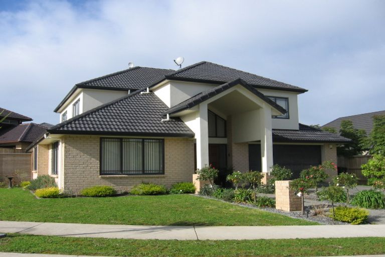 Photo of property in 3 Bowmore Close, Flat Bush, Auckland, 2016