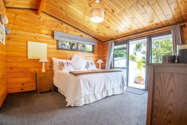 Photo of property in 15 Waitawa Place, Lynmore, Rotorua, 3010