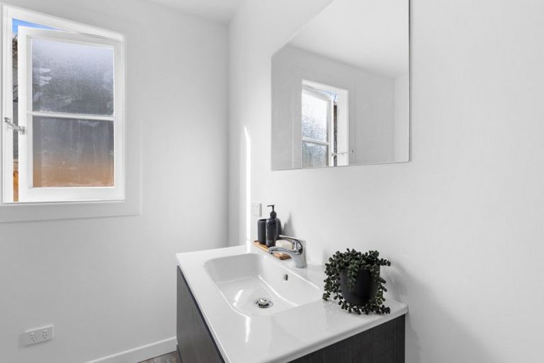 Photo of property in 4 Pharazyn Street, Gonville, Whanganui, 4500