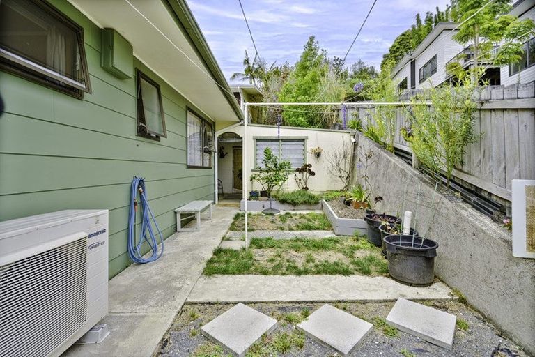 Photo of property in 52 Hilltop Avenue, Morningside, Whangarei, 0110