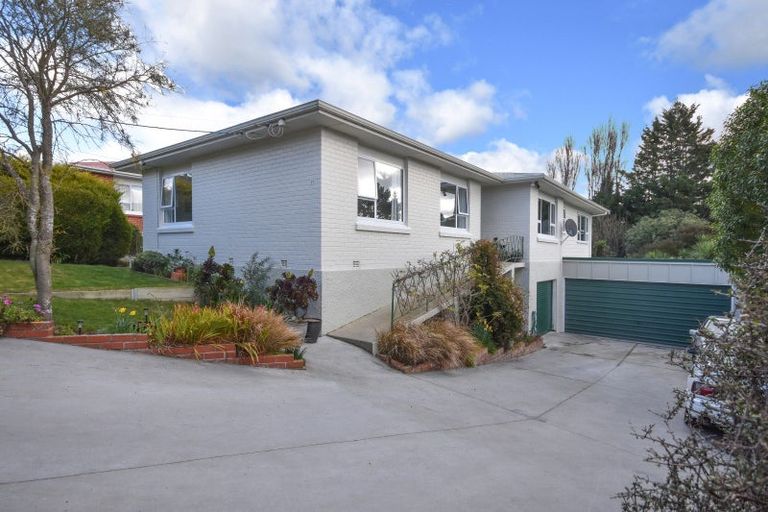 Photo of property in 37 Duckworth Street, Andersons Bay, Dunedin, 9013