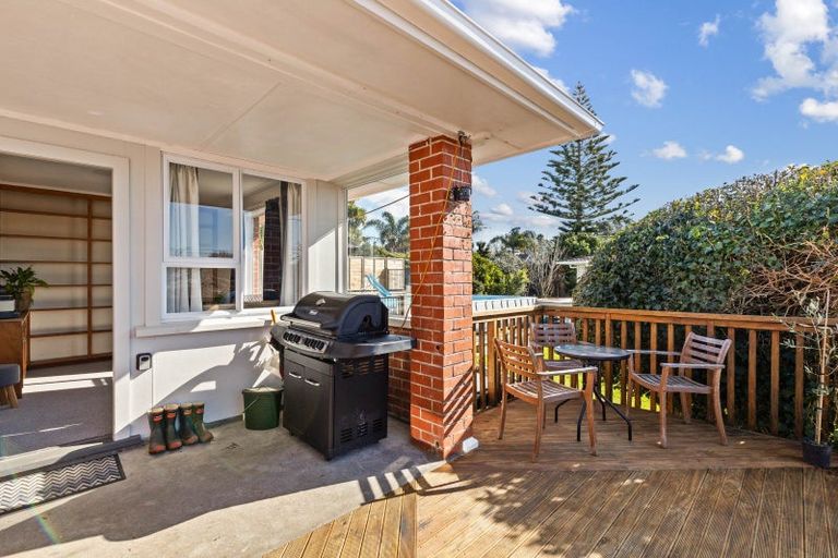 Photo of property in 5 Browne Street, Waitara, 4320