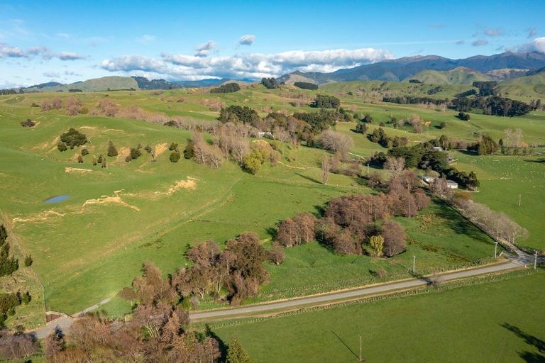 Photo of property in 739 Matahiwi Road, Matahiwi, Masterton, 5888