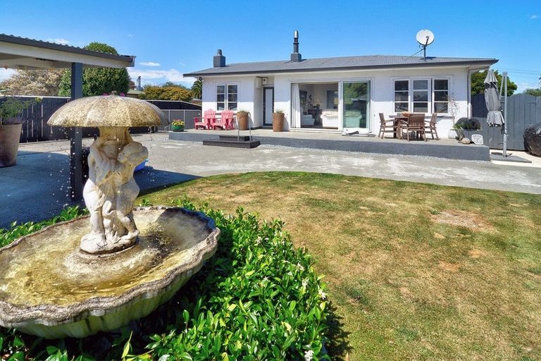 Photo of property in 1 Newall Place, Solway, Masterton, 5810