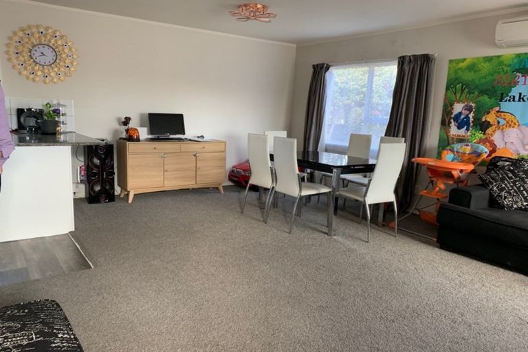 Photo of property in 55 Moncrieff Avenue, Clendon Park, Auckland, 2103