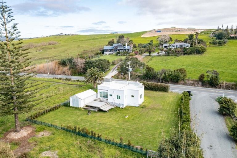 Photo of property in 397 Cove Road, Waipu, 0582