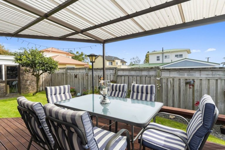 Photo of property in 54b Hinewa Road, Otumoetai, Tauranga, 3110