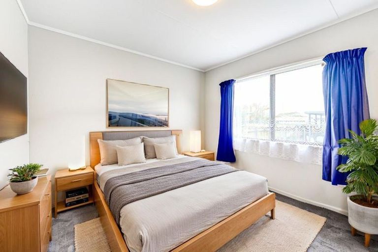 Photo of property in 14 Sunnyside Road, Nawton, Hamilton, 3200