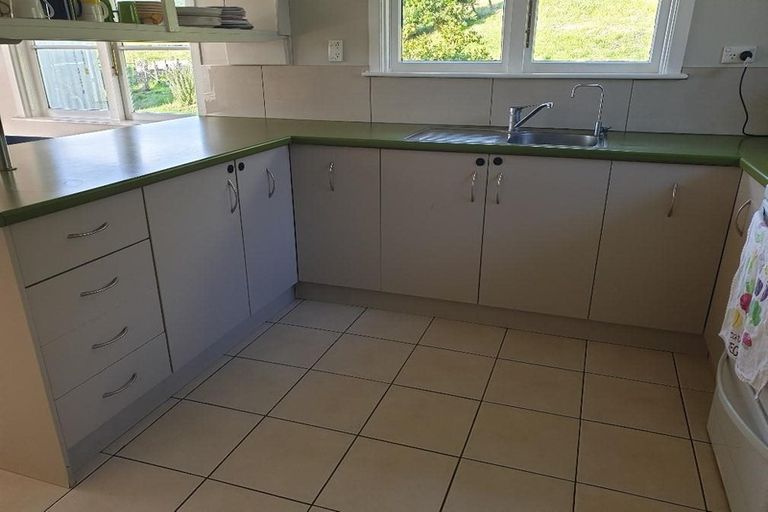 Photo of property in 15 Norfolk Street, Patea, 4520