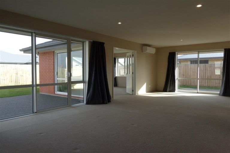 Photo of property in 6 Cassino Street, Rangiora, 7400