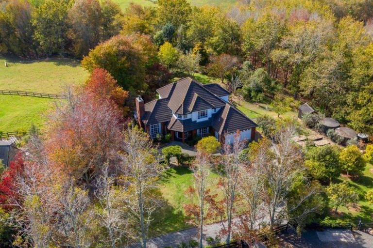 Photo of property in 35 Potts Road, Whitford, Howick, 2571