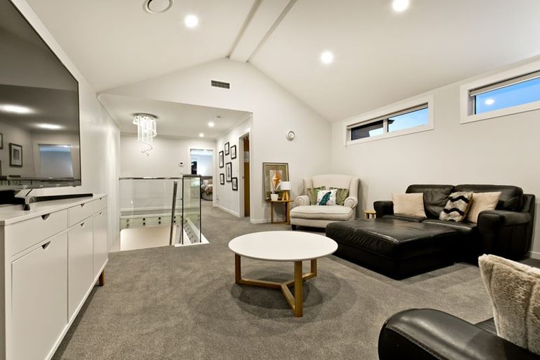 Photo of property in 64 Headland Drive, Long Bay, Auckland, 0630