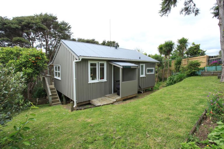 Photo of property in 6b Cross Street, Raglan, 3225