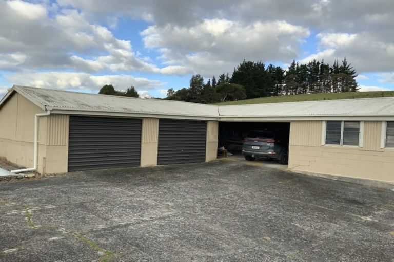 Photo of property in 93 Maungakaramea Road, Puwera, Whangarei, 0178