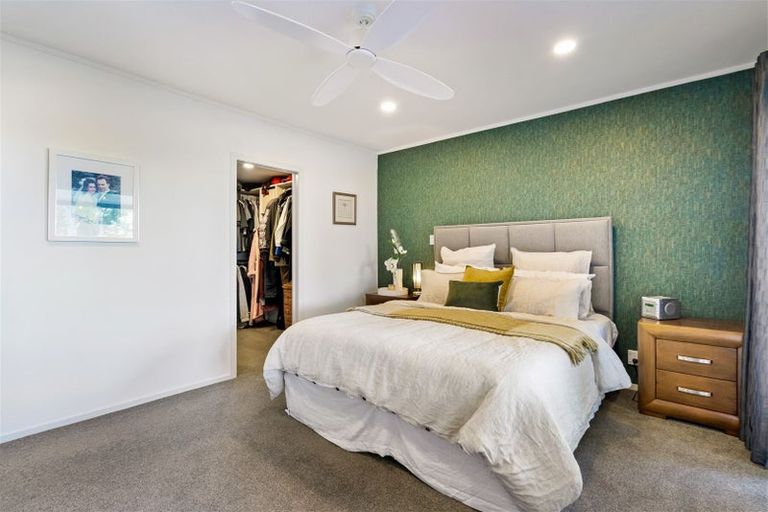 Photo of property in 22 Tercel Place, Sunnyhills, Auckland, 2010