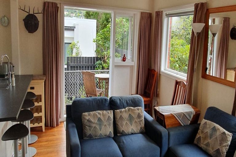 Photo of property in 17b Campbell Street, Karori, Wellington, 6012