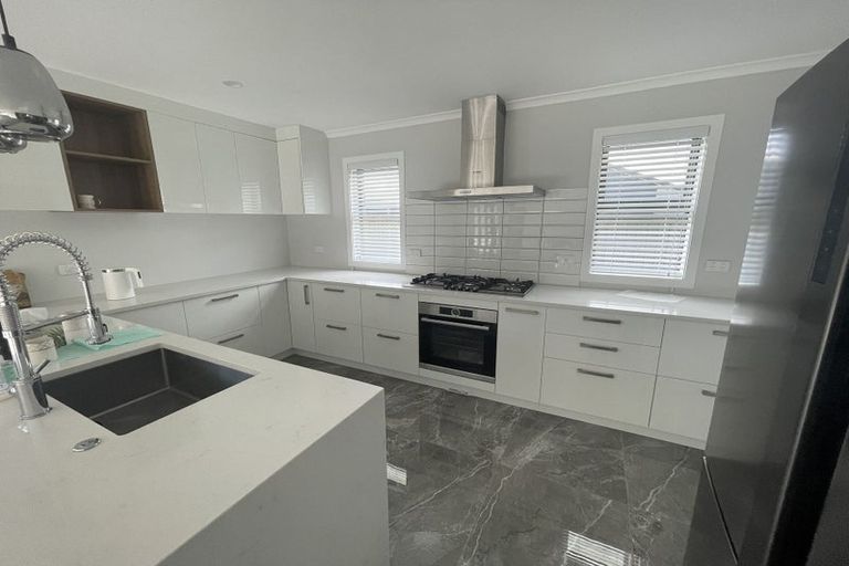 Photo of property in 22 Kerrigan Crescent, Wallaceville, Upper Hutt, 5018