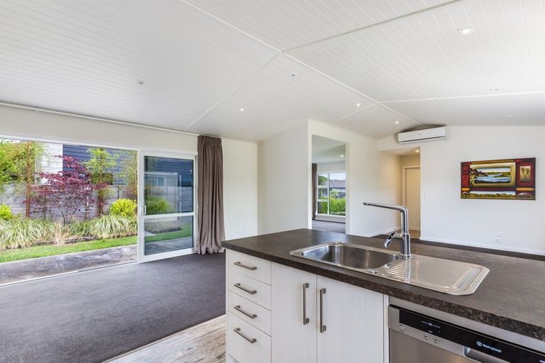 Photo of property in 12 Windsor Street, Richmond Heights, Taupo, 3330