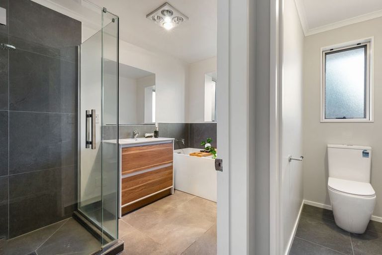 Photo of property in 10 Kimiora Close, Fairview Downs, Hamilton, 3214