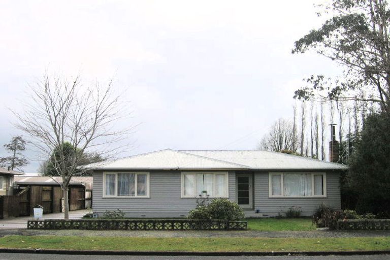 Photo of property in 17 Vardon Road, St Andrews, Hamilton, 3200
