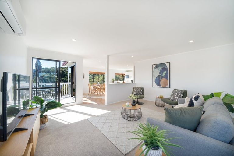 Photo of property in 2 Cromarty Place, Papakowhai, Porirua, 5024