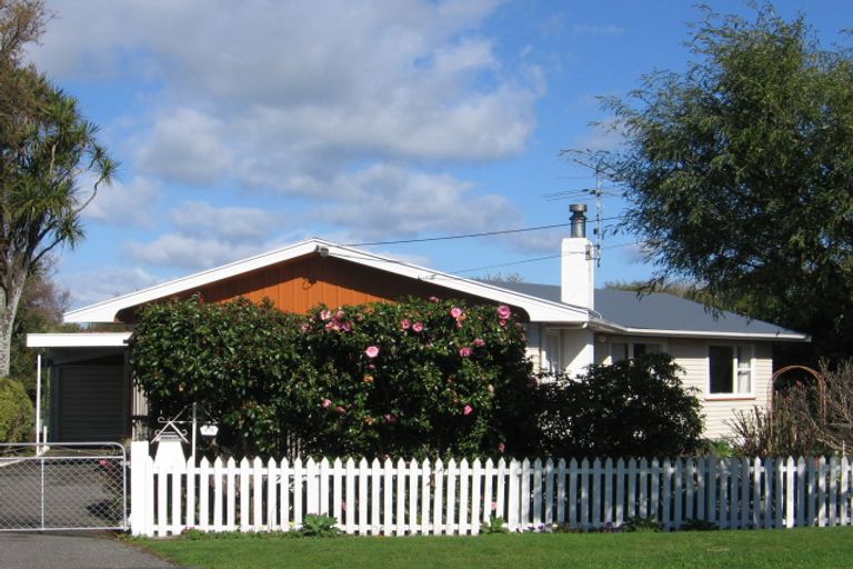 Photo of property in 24 Ludlam Street, Featherston, 5710