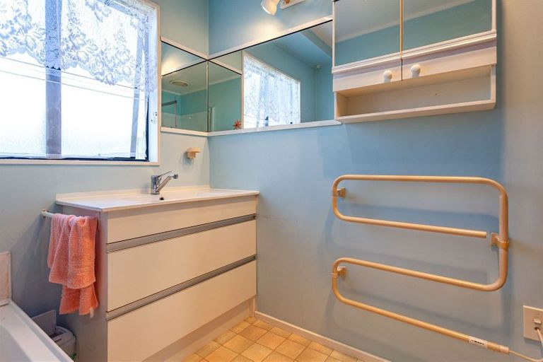 Photo of property in 327b Port Road, Whangamata, 3620