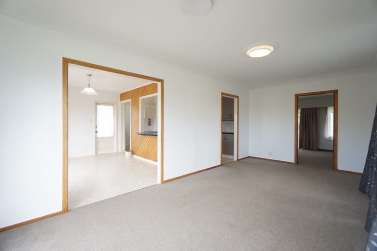 Photo of property in 494 Blockhouse Bay Road, Blockhouse Bay, Auckland, 0600