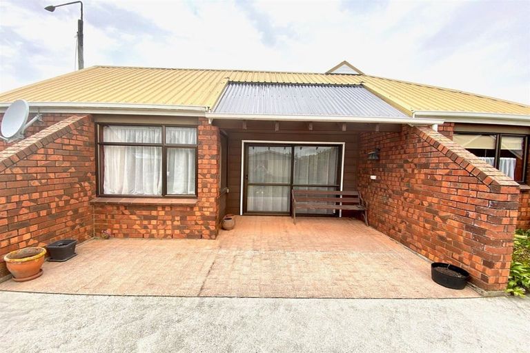 Photo of property in 124 Clyde Street, Balclutha, 9230