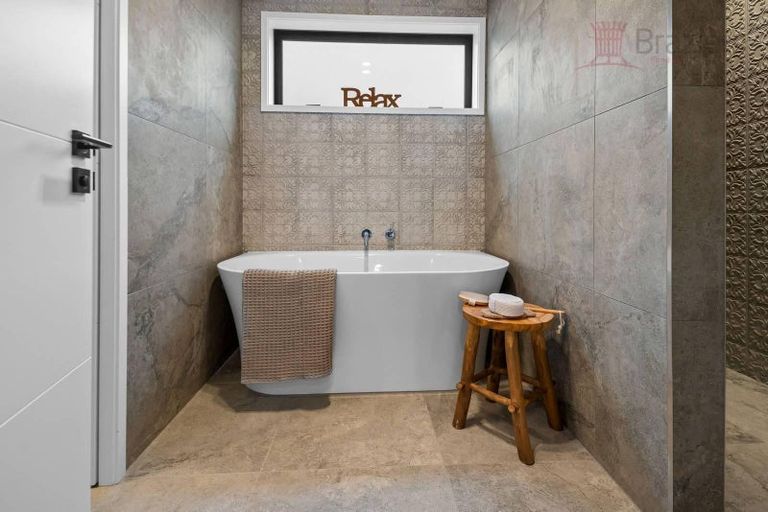 Photo of property in 6 Clifford Avenue, Merivale, Christchurch, 8014