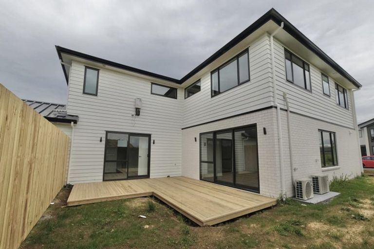 Photo of property in 34 William Paul Street, Cambridge, 3434