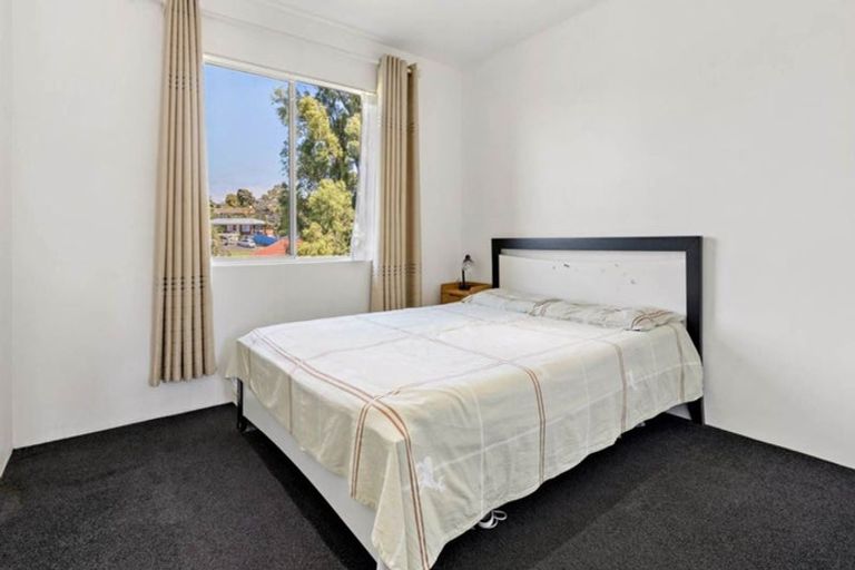 Photo of property in 3/7 Alston Avenue, Kelston, Auckland, 0602