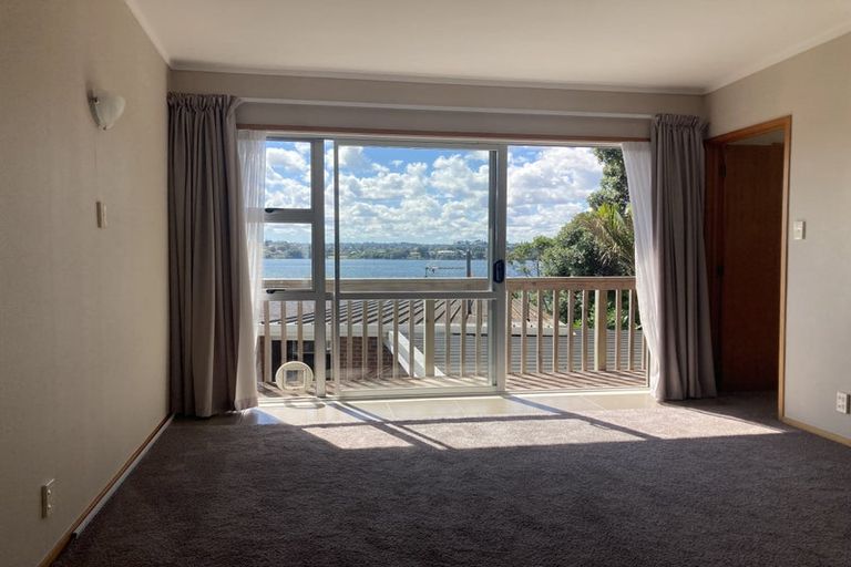 Photo of property in 2 The Promenade, Takapuna, Auckland, 0622