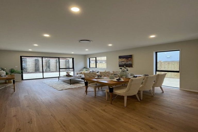 Photo of property in 34 Grand Ridge Avenue, Flat Bush, Auckland, 2019