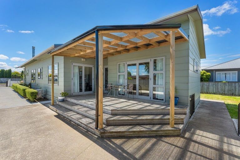 Photo of property in 1 Edmay Street, Feilding, 4702