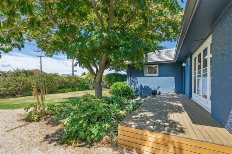 Photo of property in 12 Halliwell Avenue, Papanui, Christchurch, 8052