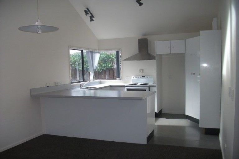 Photo of property in 106b Richmond Street, Petone, Lower Hutt, 5012