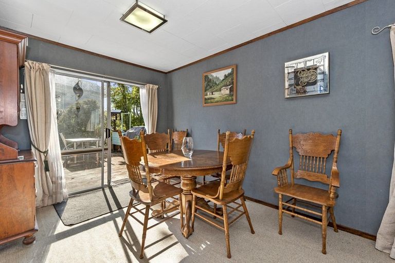 Photo of property in 115 Tuhikaramea Road, Dinsdale, Hamilton, 3204