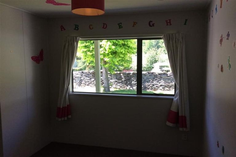 Photo of property in 16 Cornwall Street, Arrowtown, 9302