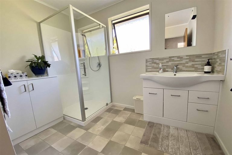 Photo of property in 23 Kauri Terrace, Hargest, Invercargill, 9810